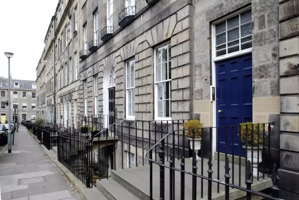 3 Bedroom Flat In City Centre
