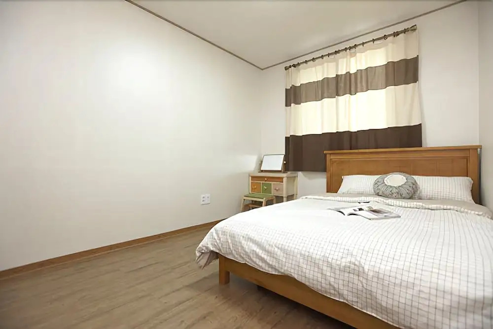 Paju Mountain Breeze Pension