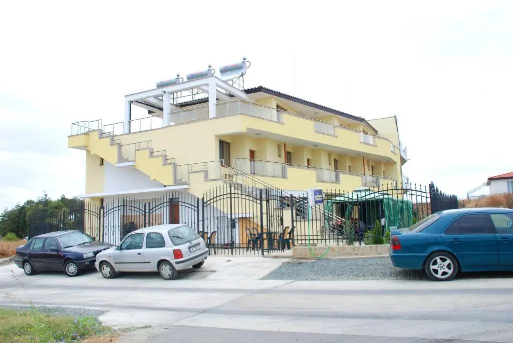Altay Guest House