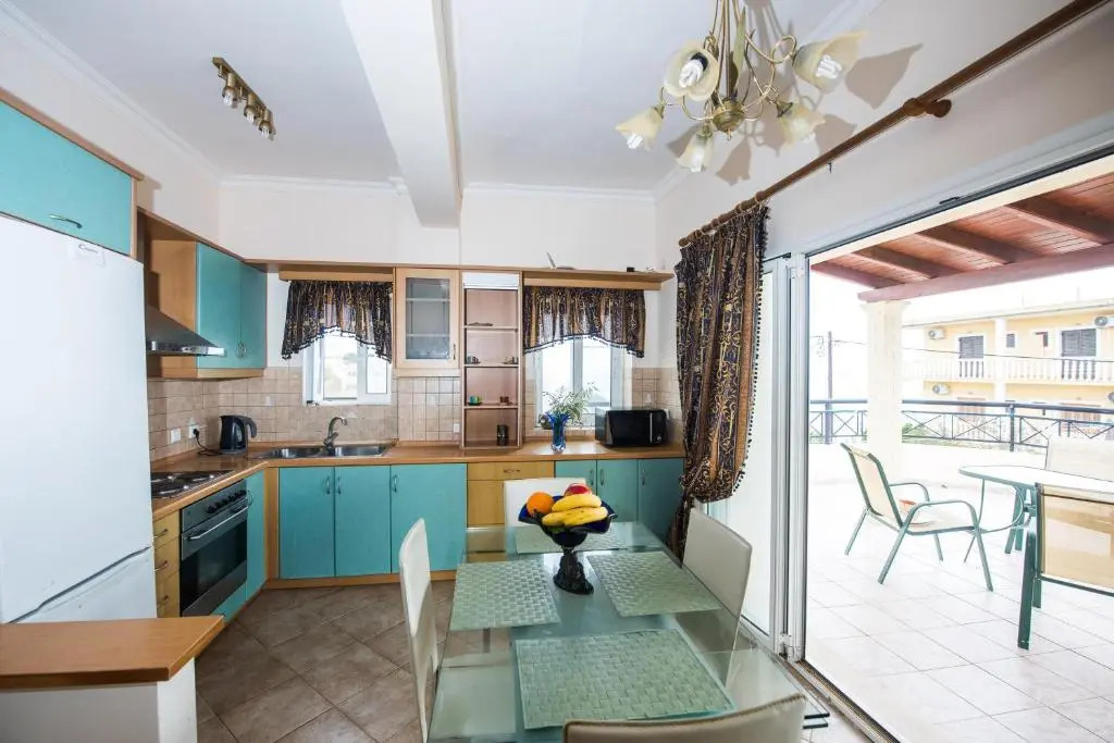 Pantelis Apartments