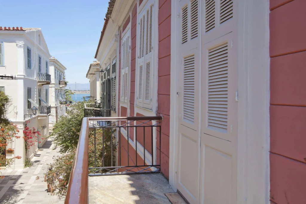 Pension Omorfi Poli