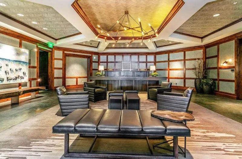 Vail Ritz Carlton 3Bed MtnView