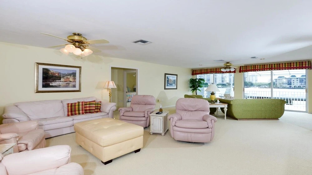 Canal Grande Waterfront 6 Bedroom Holiday Home by Naples Florida