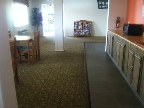 Motel 6 Los Alamos