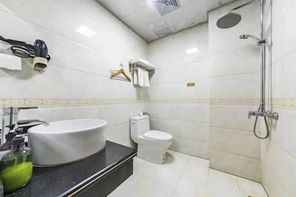 Yipin Business Hotel