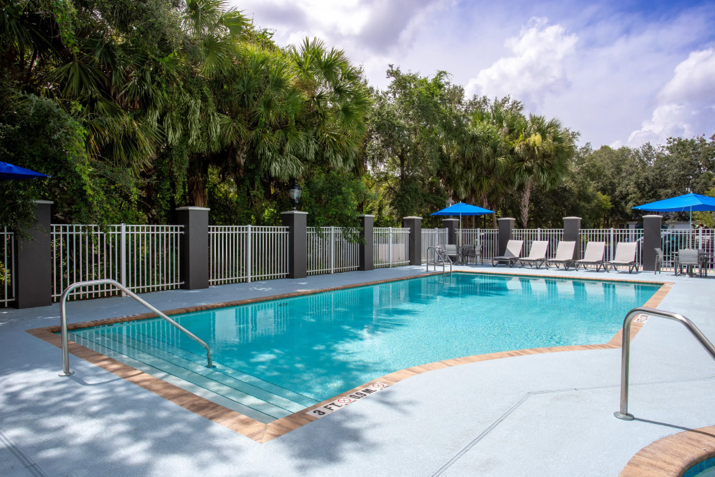 Holiday Inn Express & Suites Bradenton East-Lakewood Ranch by IHG