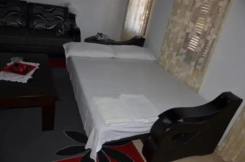 Tomor Shehu Guest House