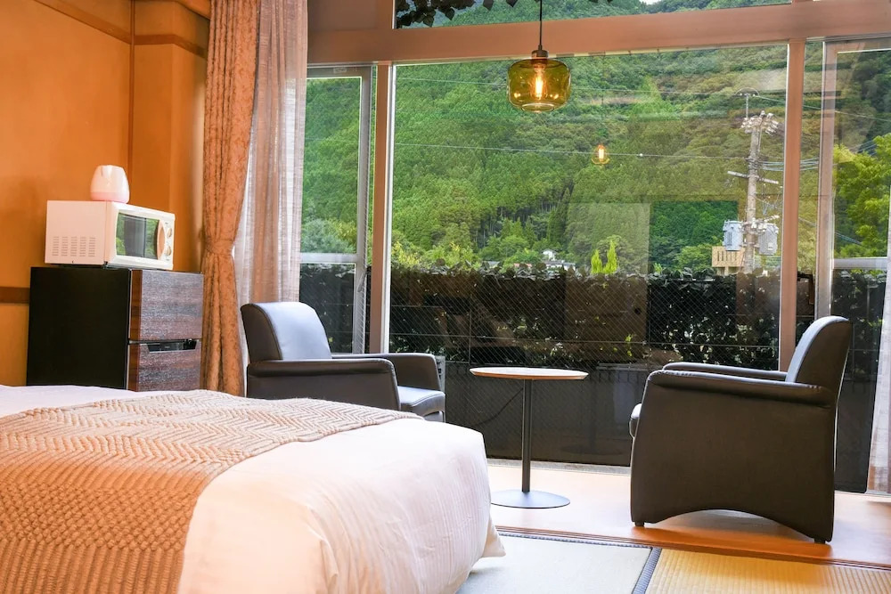 ＹＵＦＵＩＮ　ＦＬＯＲＡＬ　ＶＩＬＬＡＧＥ　ＨＯＴＥＬ
