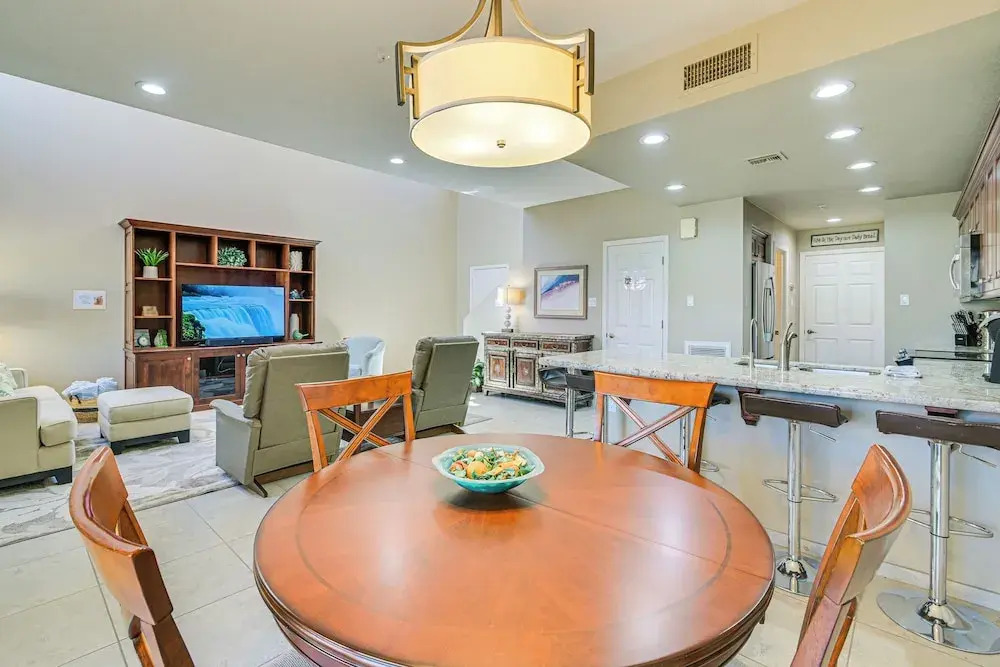 Patio & Pool Access: Lake Havasu City Gem