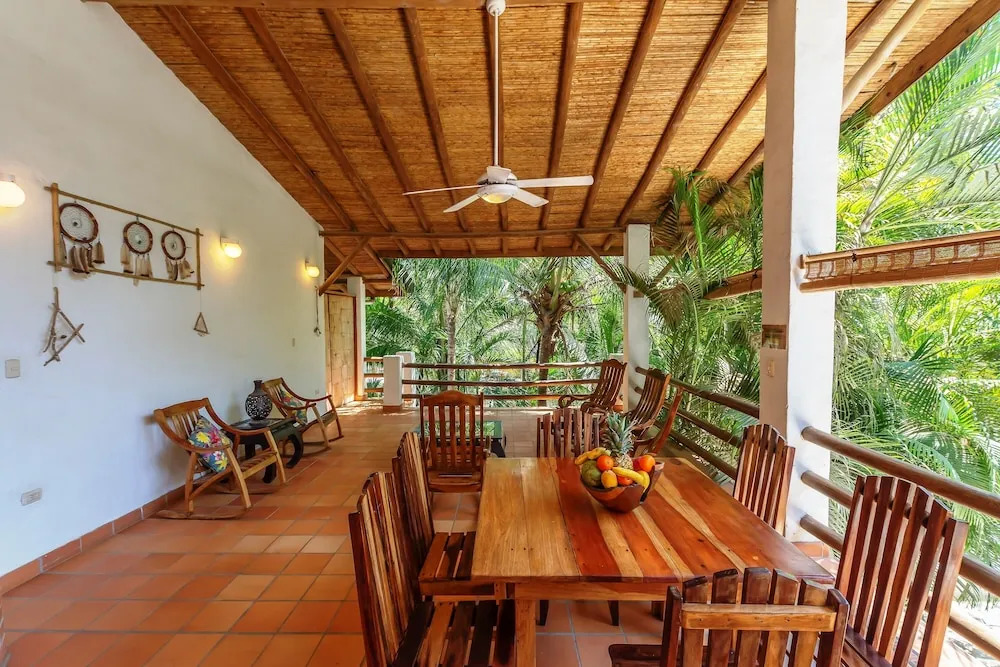 Dreamcatcher Hotel - Live the Dream of Santa Teresa