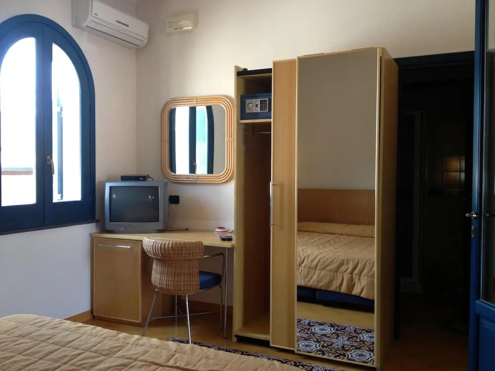 Hotel Aura