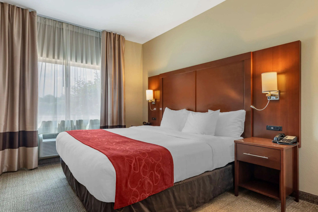 Comfort Suites Mason near Kings Island