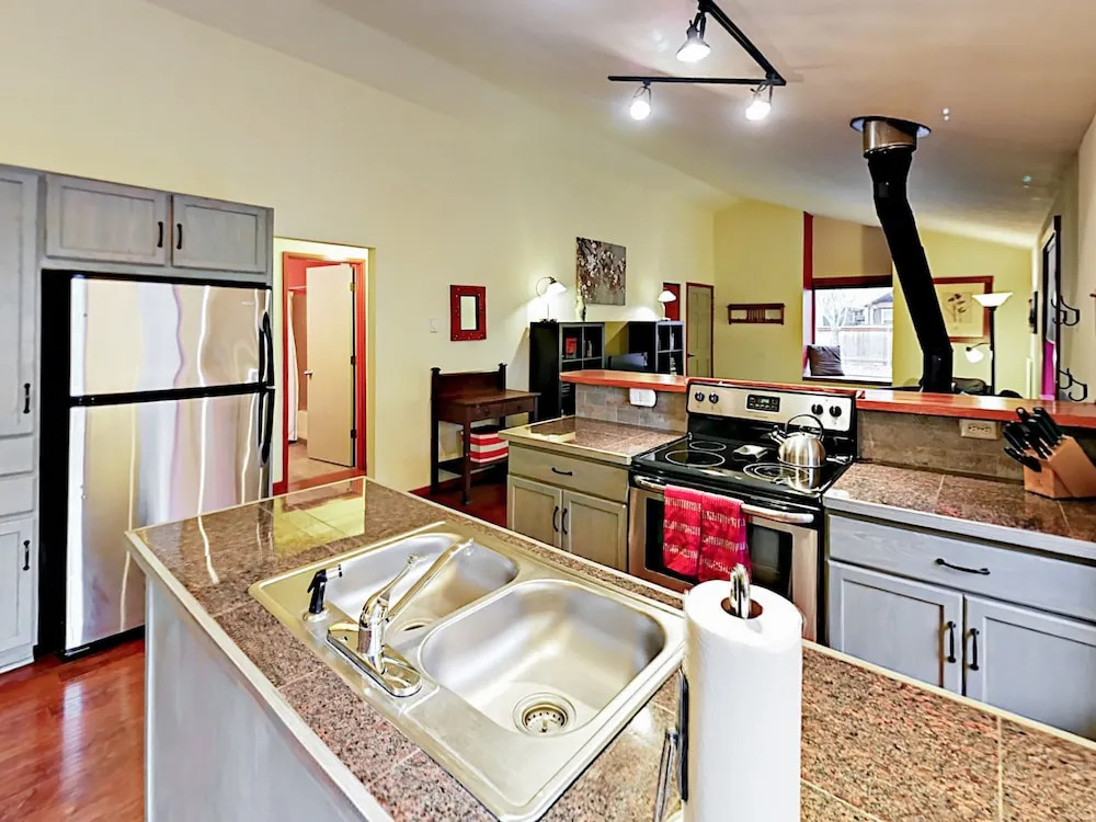 NW Ogden - 3 Br Home