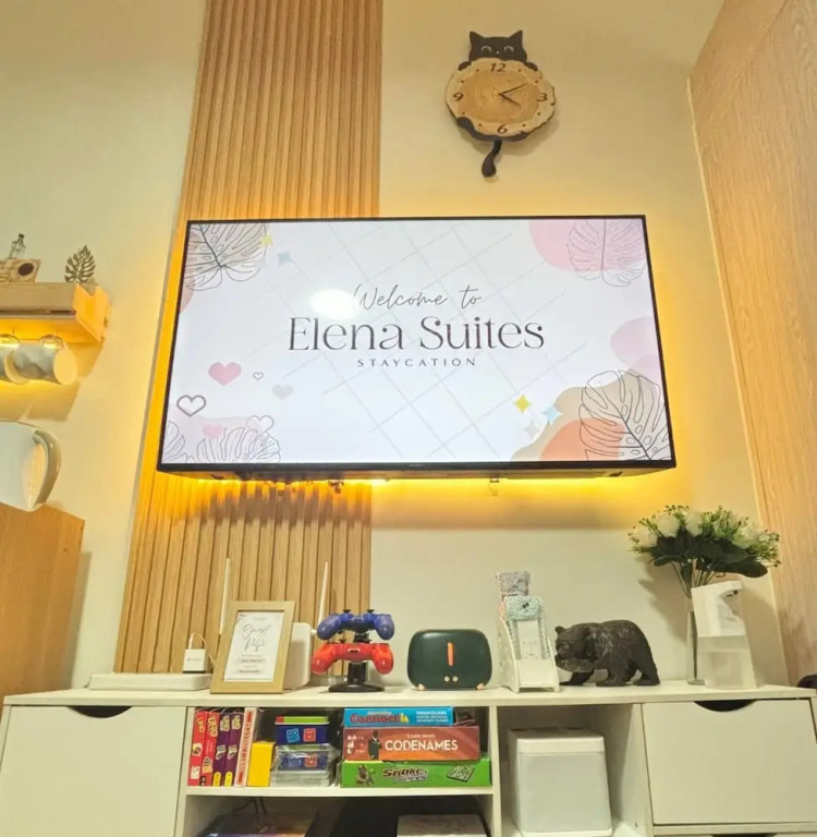 Aesthetic Cozy Stay With Ps4, Netflix & Coffee Nook - Elena Suites Staycation