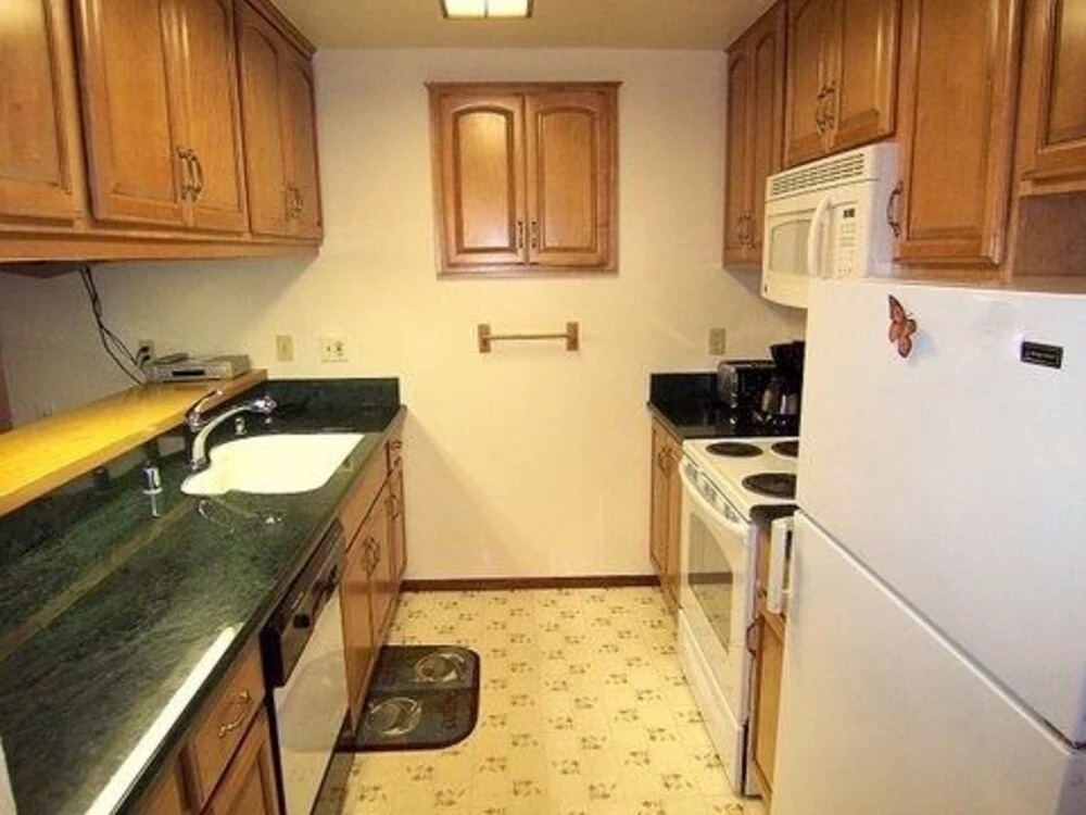 110 Standard Condominium 2 Bedrooms 2 Bathrooms Condo