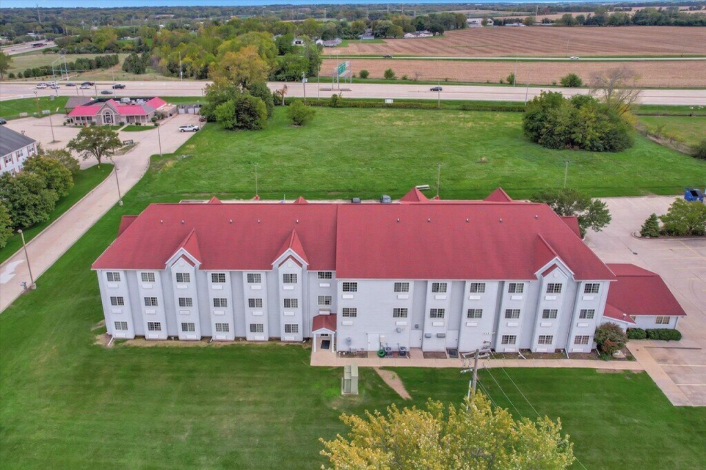 Ramada Limited by Wyndham, Bloomington I-55 & I-74 IL