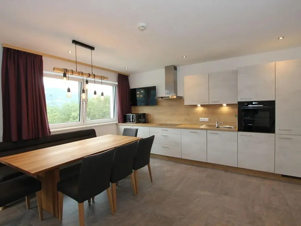 Luxury Holiday Flat With Balcony in Fugenberg