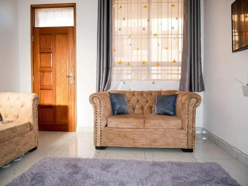 Casey's Apartments Bamburi