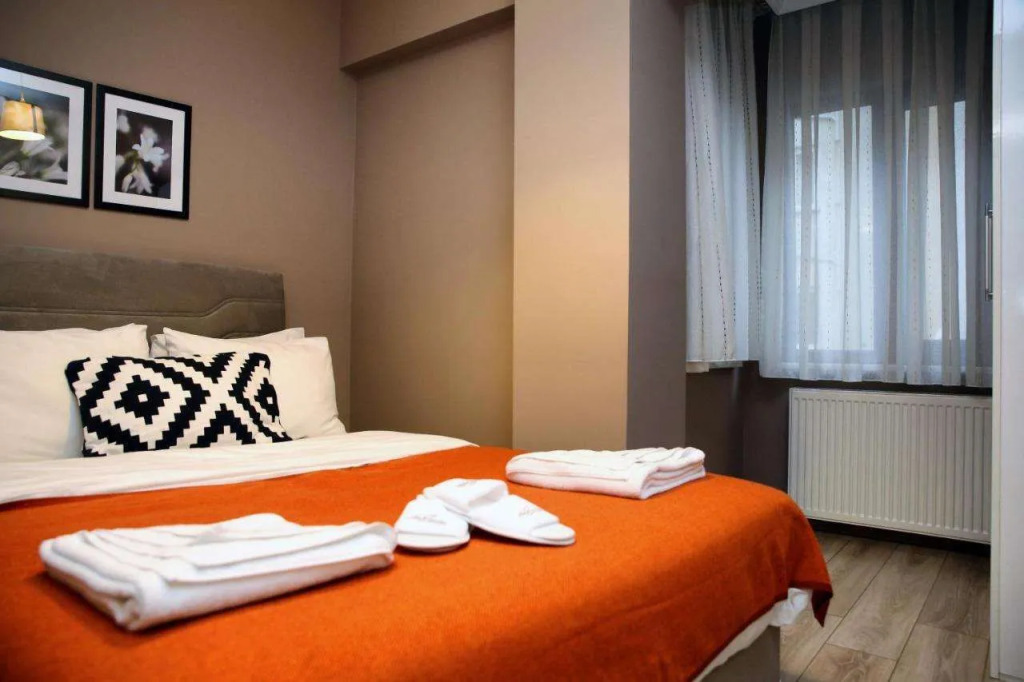 Akin Suites