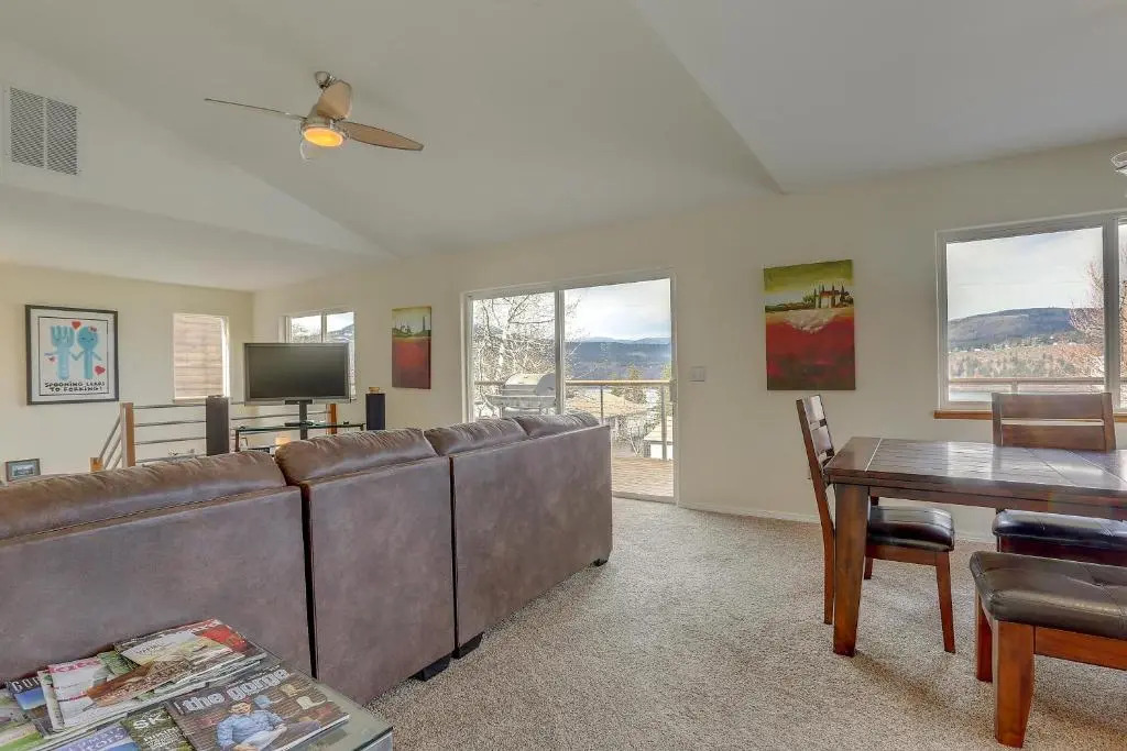 Kite Beach Lookout 3 Bedrooms 2 Bathrooms Home