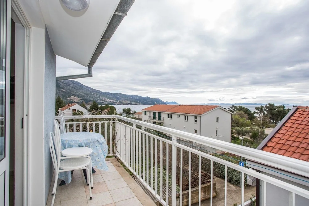 Apartments Iva Orebic