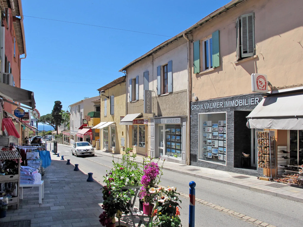 Le Pin (CRO130)