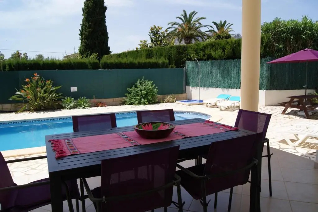 0533 Villa Laura