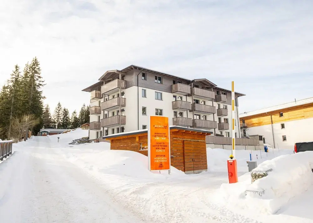 Spacious 4-bedroom Penthouse in Katschberghohe