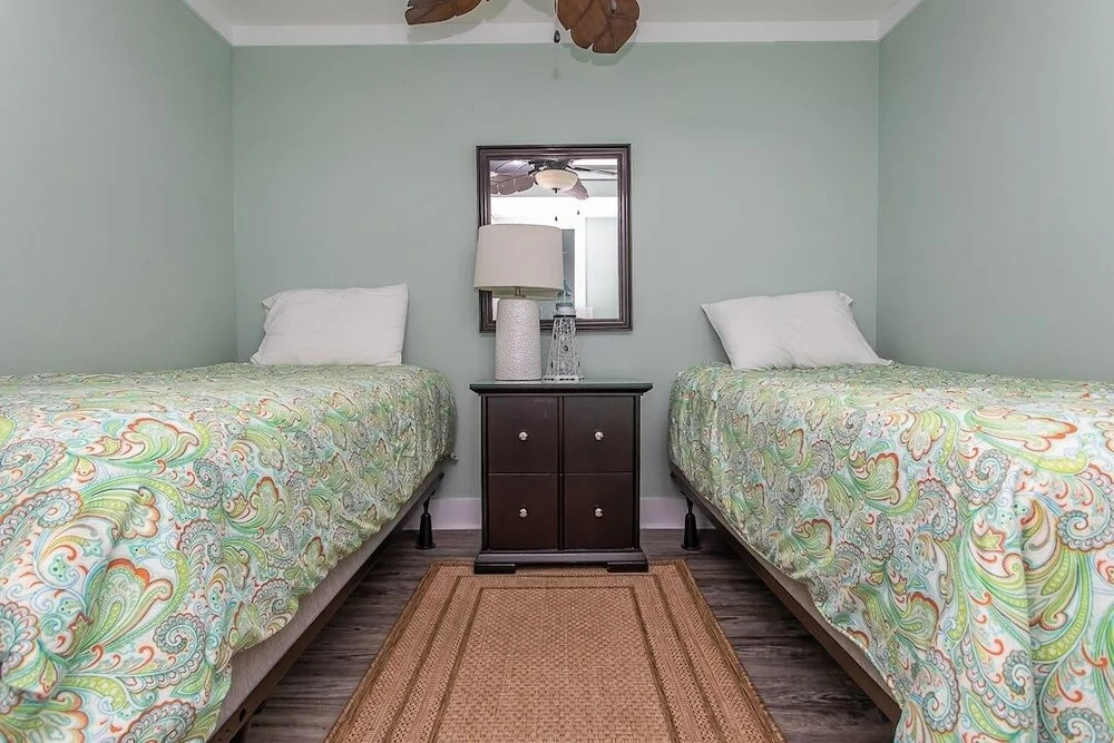 Royal Garden Resort 903 2 Bedroom Condo by RedAwning