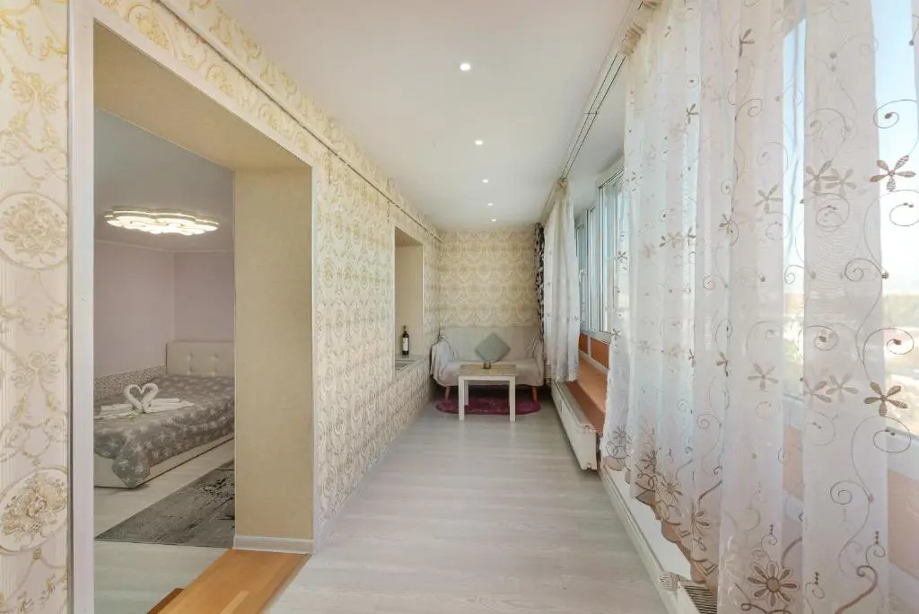 Stone Gate Apartment #1