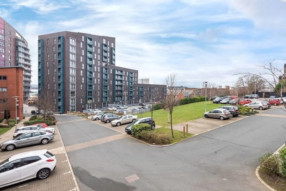 Bouverie Apartment