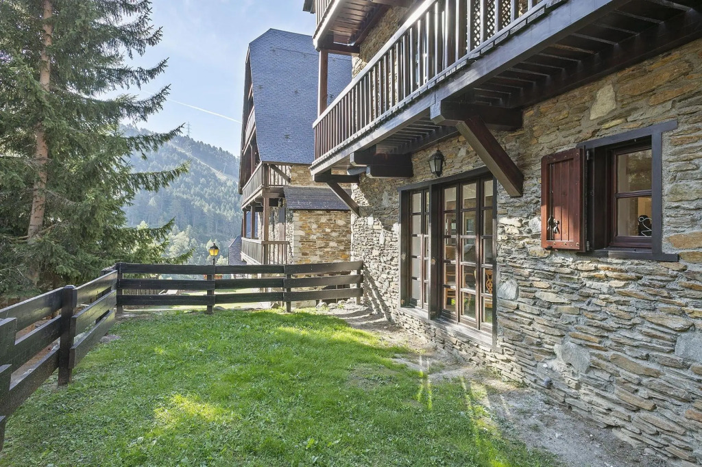 Luderna - Apartamento con jardín Nin B73 Tuc de Camesa