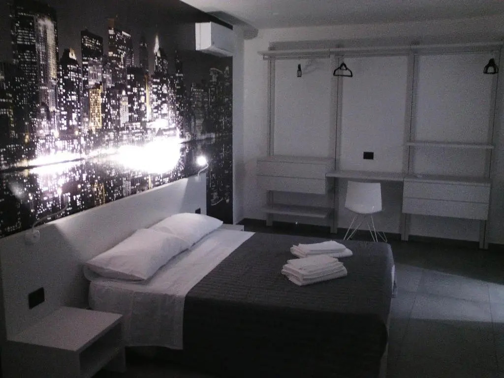 Elizabeth Apartment