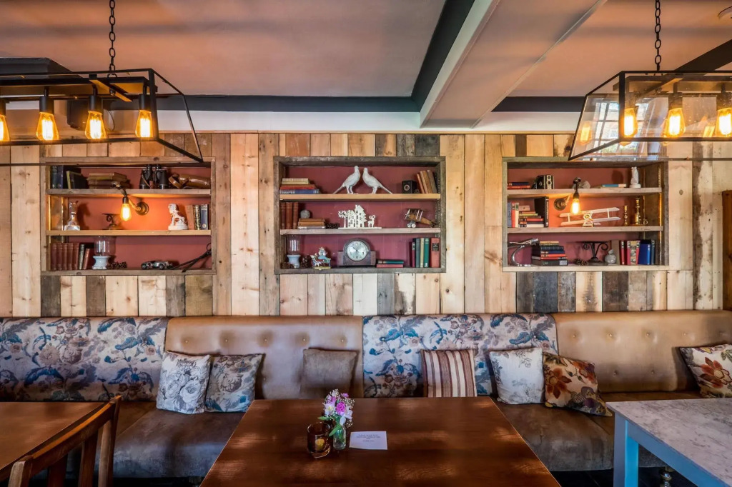 The Bulls Head Hotel