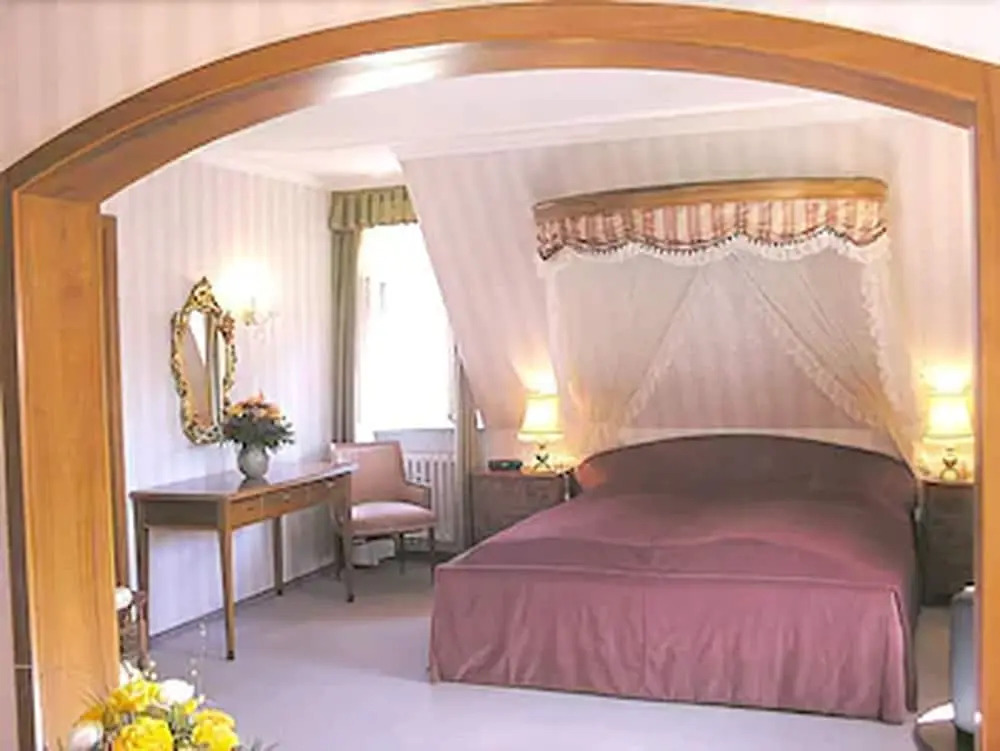Burghotel