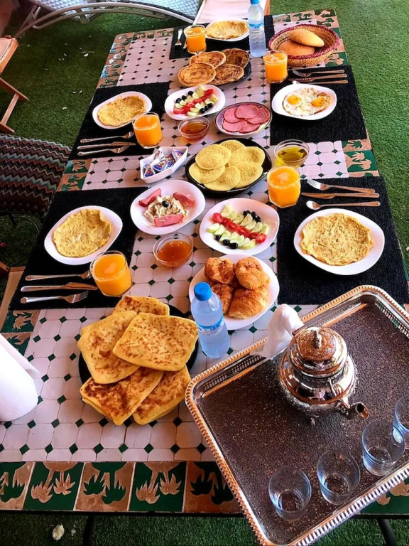 Villa with 4 Bedrooms in Marrakech, with Wonderful Mountain View, Private Pool, Enclosed Garden
