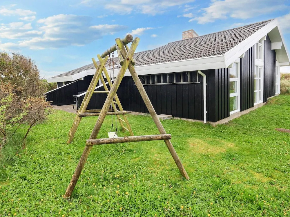 5 Star Holiday Home in Hjorring