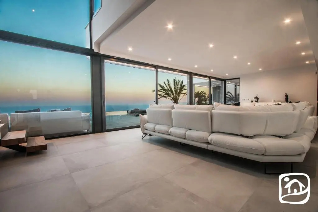 Villa Mercure by Abahana Luxe