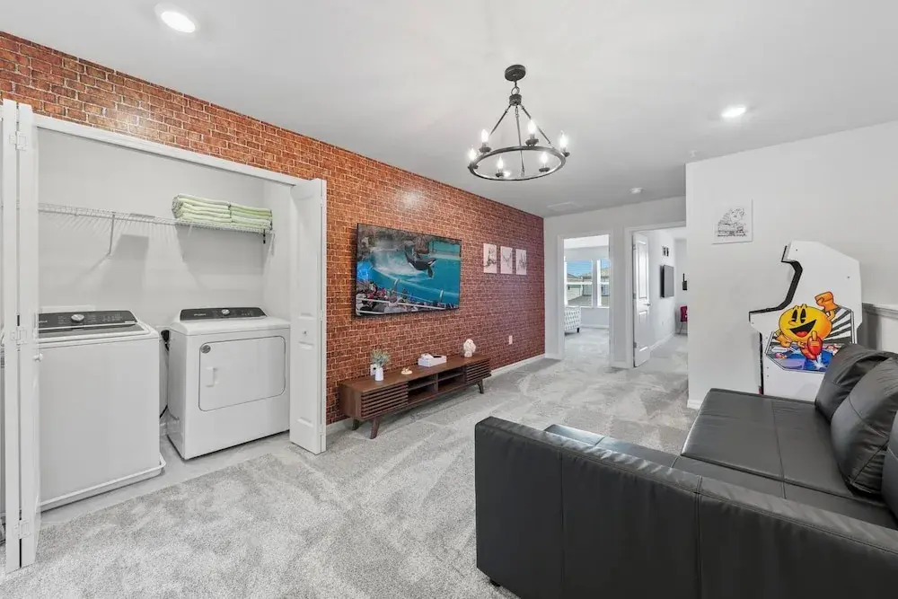 16049 Blue Wave Way