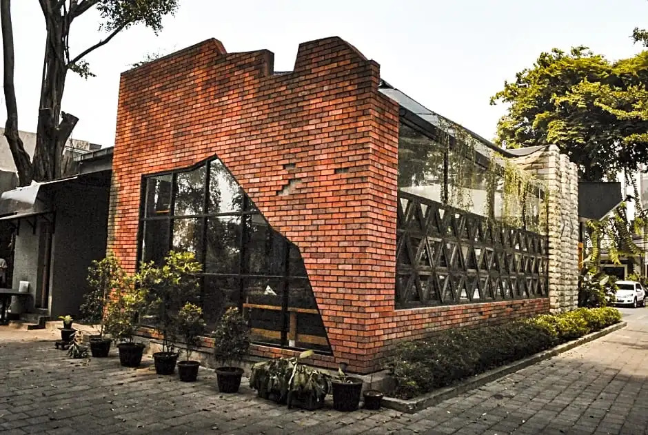 Front One Residence Syariah Mampang