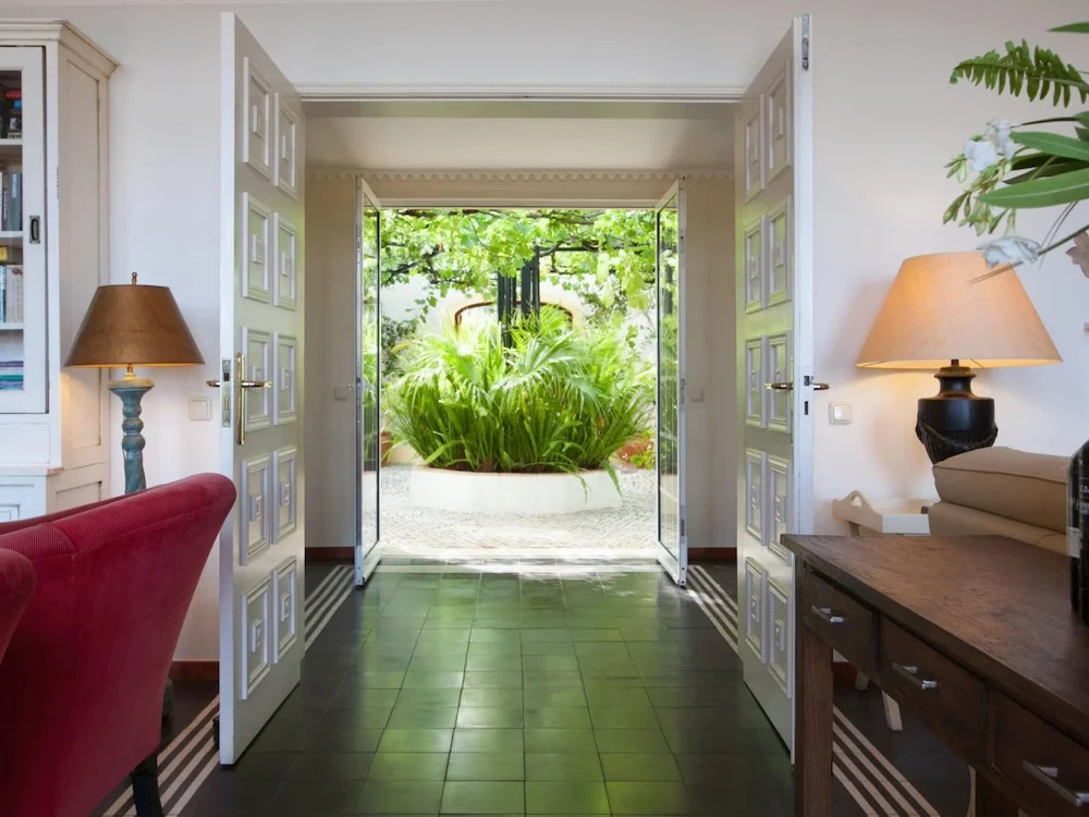 Villa With Garden Oasis in Monchique