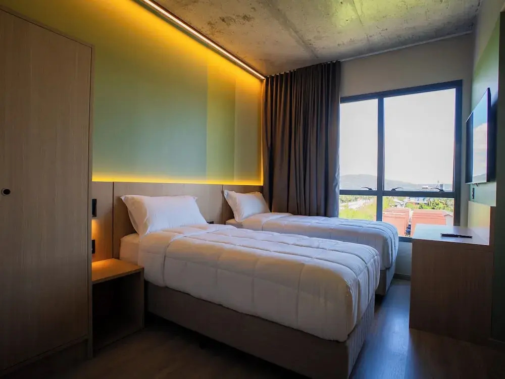 Liwe Hotels