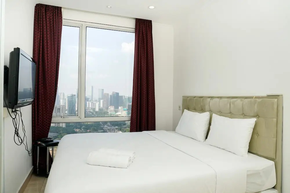 Luxurious 3BR Apartment at FX Residence Sudirman