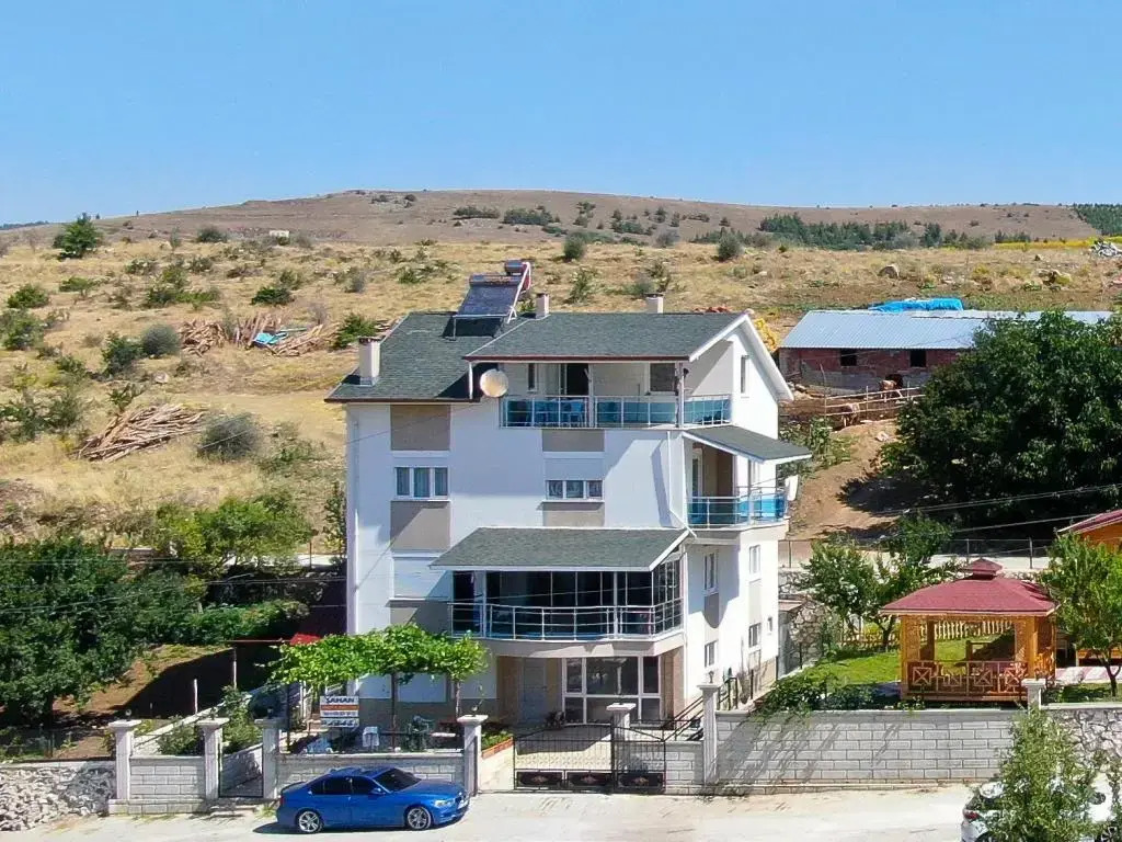 Sahan Apart ve Bungalov