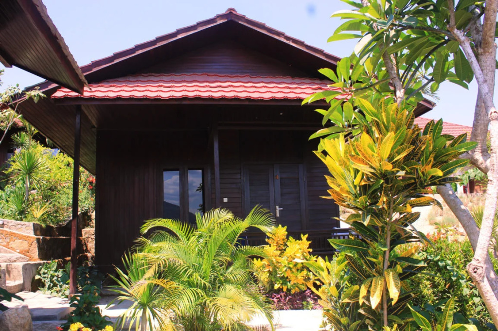Exotic Komodo Hotel