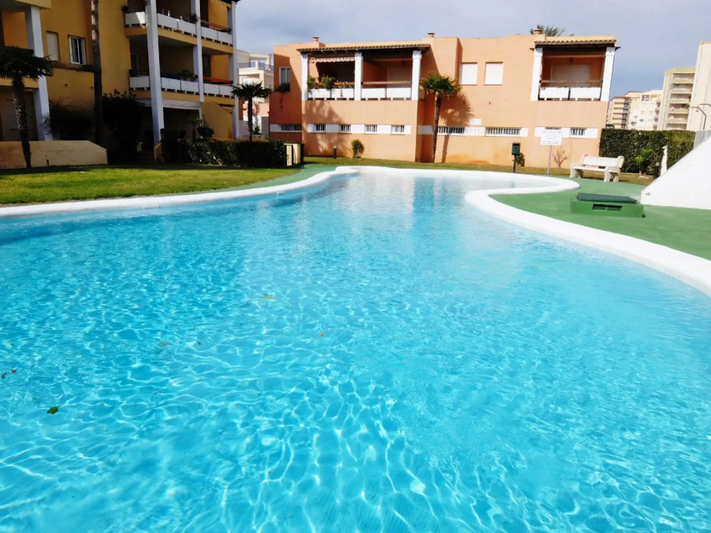 Los Juncos Solo Familias Serviplaya
