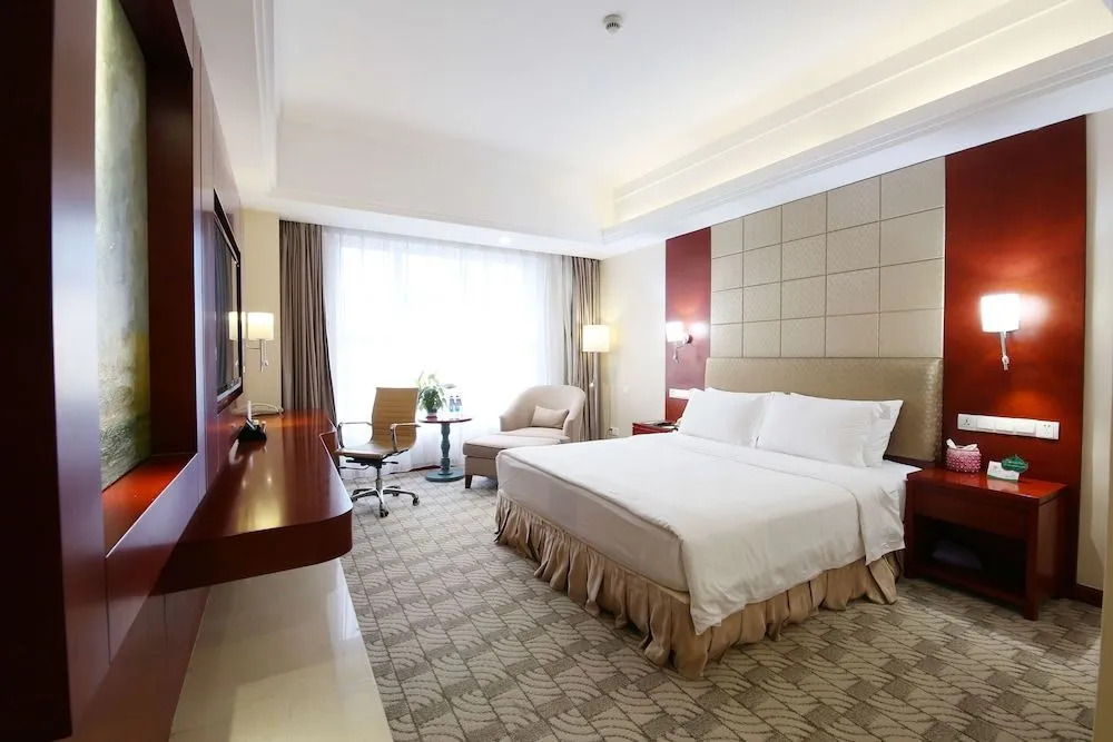 Huatian Hotel