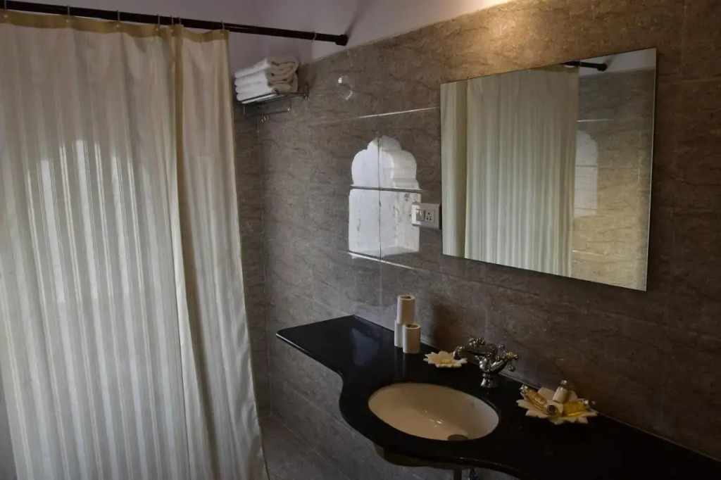Mahal Khandela-A Heritage Hotel In Jaipur City Center