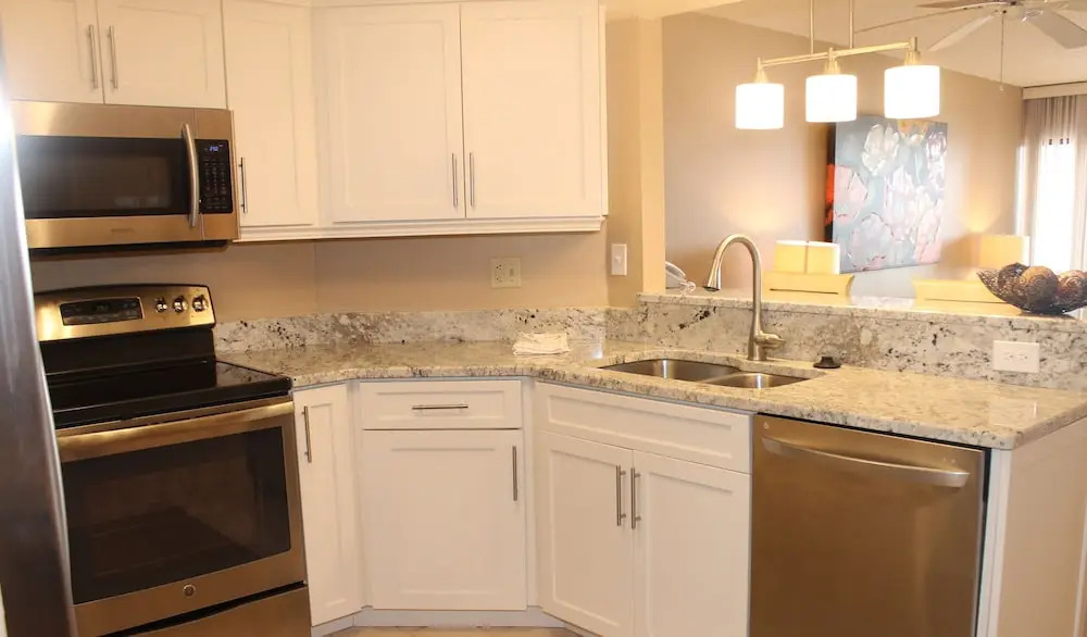 Beach Palms 404