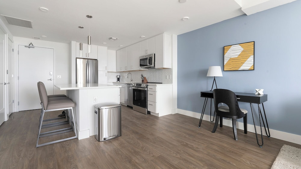 Landing Furnished Apartments - Naples, FL